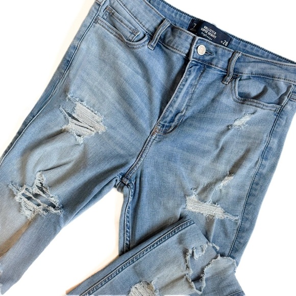 Hollister distressed super skinny high rise jegging ❤️ - Picture 2 of 7